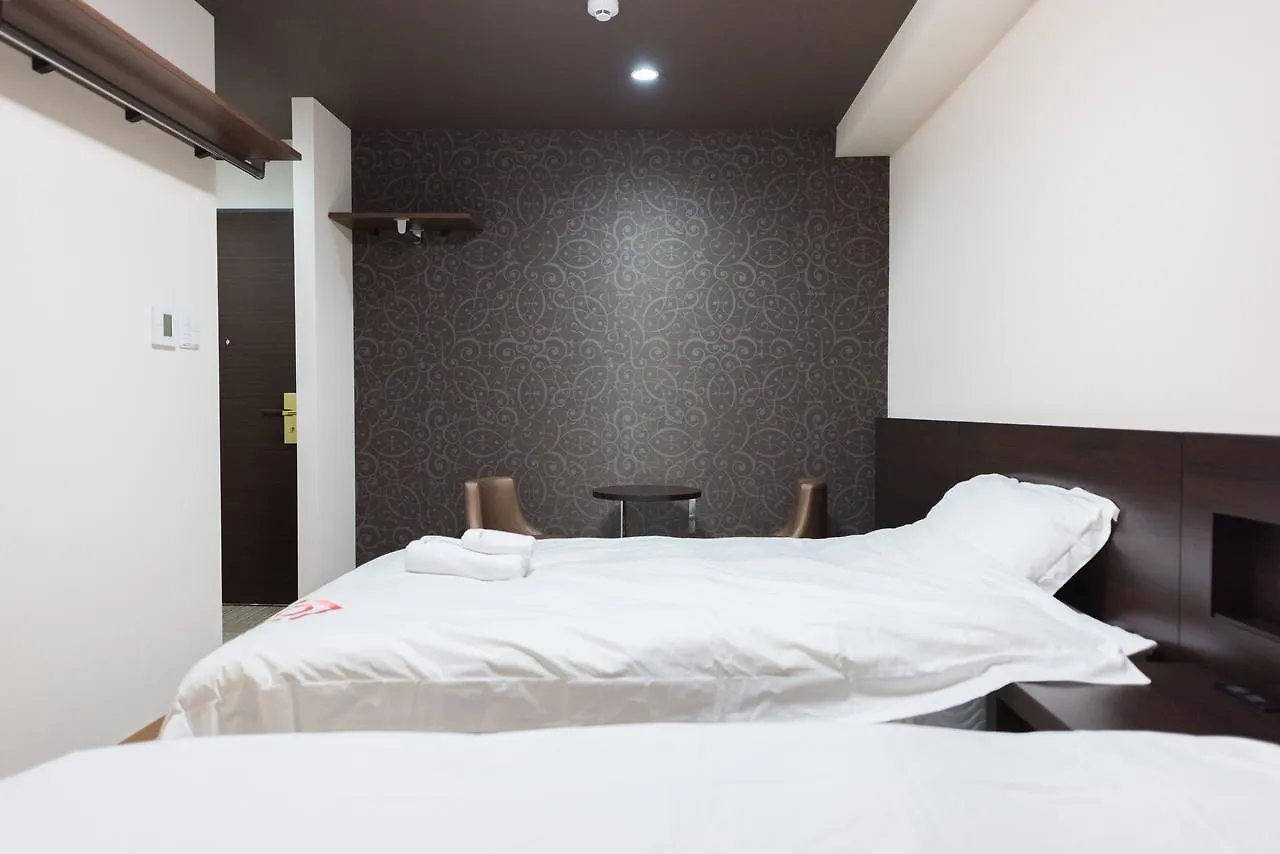 بيت ريفي Floral Sakura Hotel كيوتو